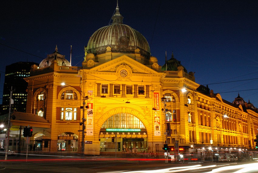 Ga xe lửa phố Flinders (Flinders Street Station) – Biểu tượng lâu đời của  Melbourne